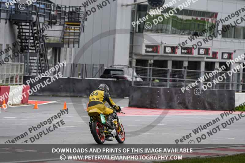 donington no limits trackday;donington park photographs;donington trackday photographs;no limits trackdays;peter wileman photography;trackday digital images;trackday photos